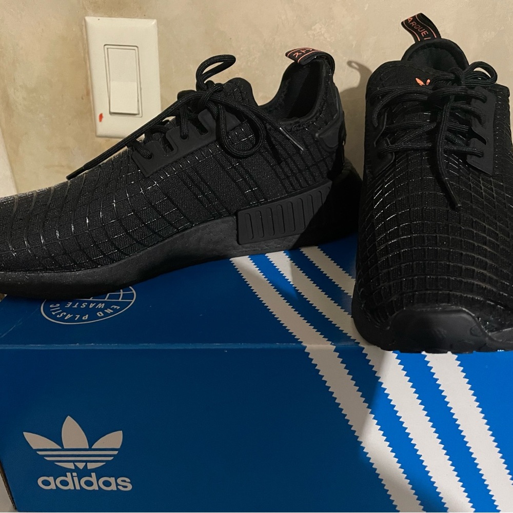 Adidas NMD R1 Shoes